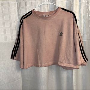 Cropped Adidas Tee